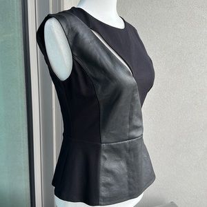 BCBG black top. Size S. Excellent condition. NEW